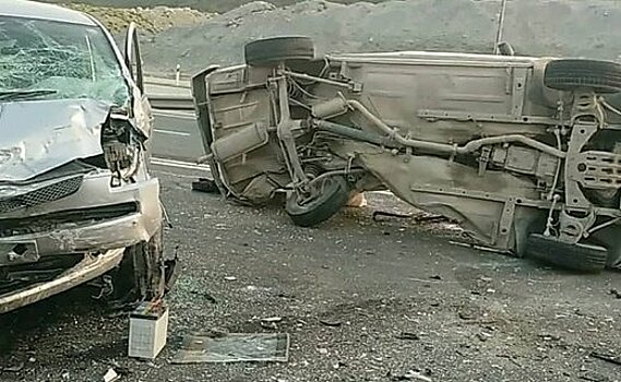 На Кубани водитель и пассажирка ВАЗ-2105 погибли в результате ДТП