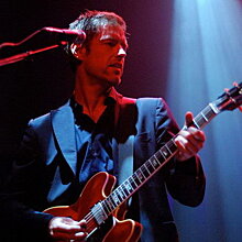 Гитарист Radiohead готовит сольный альбом