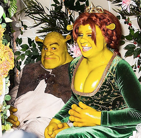 В 2018 году Хайди Клум и ее супруг Том Каулитц эпатировали гостей костюмами Шрека и Фионы из мультфильма.