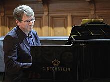 Композитор Сергей Плешак отмечает 50-летие