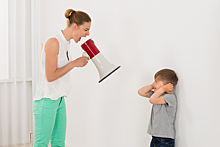 5 фраз, которые нельзя говорить непослушному ребенку