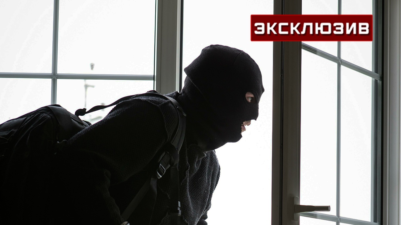 Двое безработных украли из санатория в Кисловодске 21 картину на 2,1 млн руб.