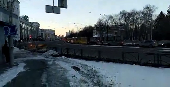 В день приезда Патрушева в час пик ради кортежа перекрыли дороги в центре Екатеринбурга
