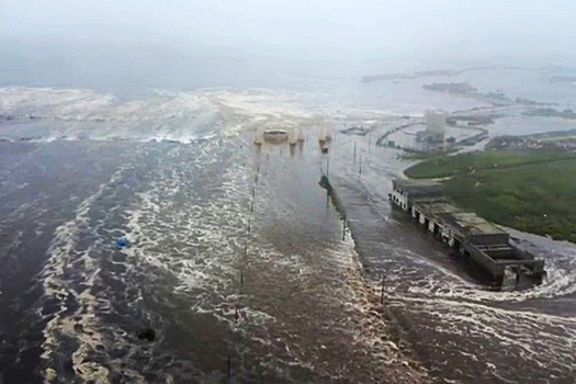 РАН: Высота цунами на Камчатке превысила 6 метров и могла достичь 10‑15