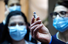 Израиль — первая страна в мире с обязательной третьей дозой вакцины
