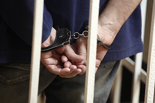 Восемь сотрудников дагестанского УФСИН задержаны по подозрению в коррупционных преступлениях