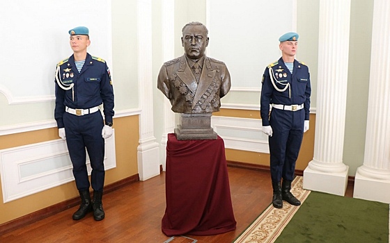 В Рязани установили бюст маршалу Советского Союза Сергею Бирюзову