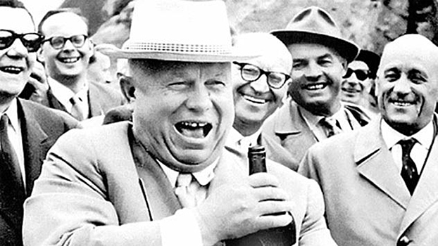 Дефолт 1957 года: как советская власть «простила» свой долг перед гражданами