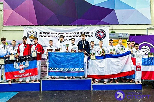 Ноябрьские каратисты привезли девять наград с федеральных соревнований. ВИДЕО