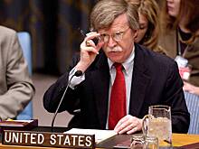 Болтон оценил решение Путина о размещении ядерного оружия в Белоруссии