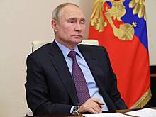Путин: "Вводить обязательную вакцинацию нельзя"