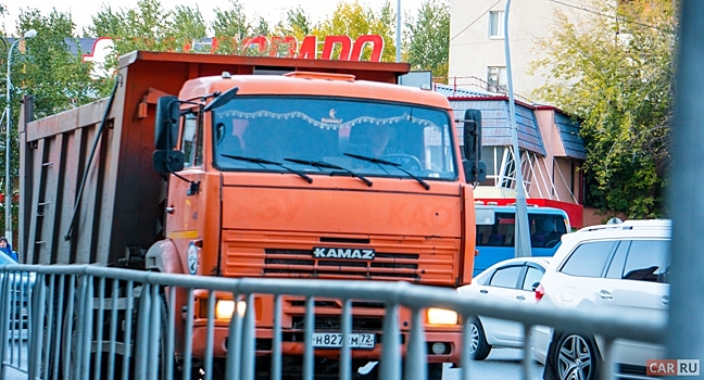 Когогин об инвестпроекте «КАМАЗа»: «Тем, что я увидел, я удовлетворен»