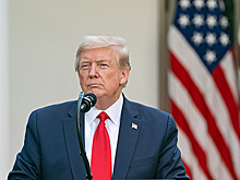 Трамп не будет передавать свои полномочия Пенсу из-за COVID-19
