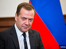 Медведев высмеял идею главы Латвии о трибунале над Россией