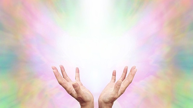 Как научиться лечить тело руками