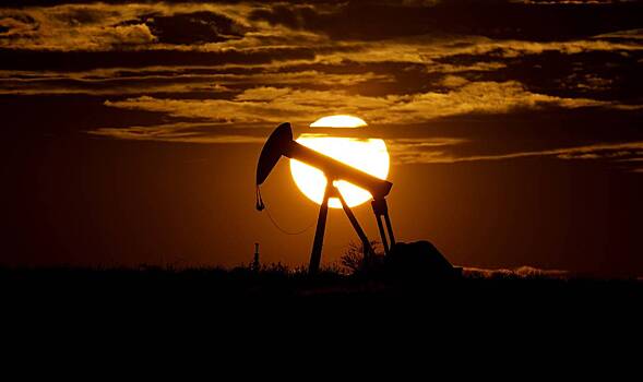 Нефтегазовые доходы России резко упали