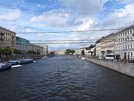 Ряд водных объектов Санкт-Петербурга включены в перечень водных путей РФ, однако содержать их по-прежнему будет город