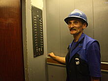 Внезапные перебои с подачей напряжения заставили лифт «летать»