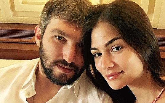 Молодые супруги Настасья и Александр Овечкины показали романтичные фото из медового месяца