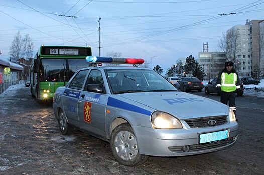 Красноярские инспекторы ГИБДД выявили более 400 нарушений ПДД водителями маршруток