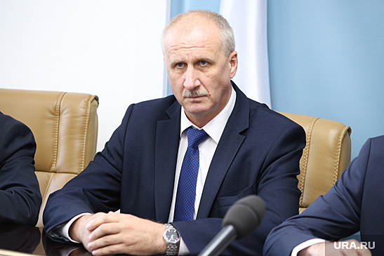 Курганские власти планируют начислить дополнительные выплаты бюджетникам из-за пандемии