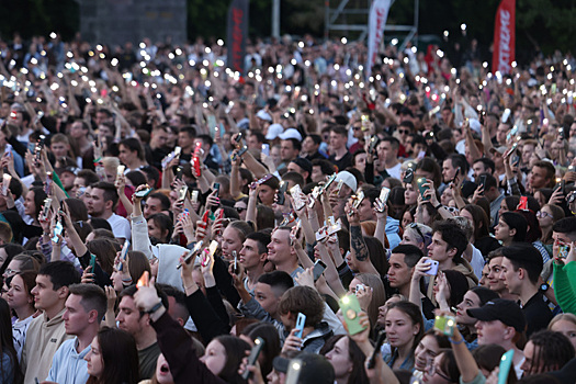 24 тысячи свердловчан посетили стихийный музыкальный фестиваль. У «Ночи музыки» появился соперник