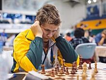 Сутовский выиграл шахматный турнир имени Карпова, Наер — второй