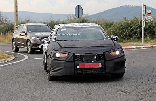 Acura TLX Type S замечен на тестах. В новинке ожидается появление нового, мощного двигателя