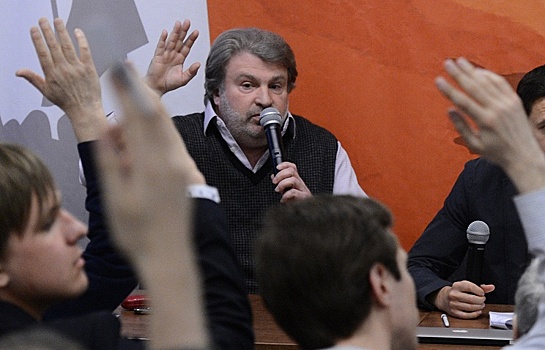 Журналиста Рыклина допросили по делу об убийстве Немцова