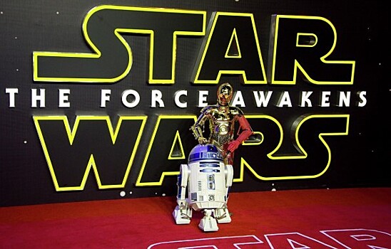 Голову дроида C-3PO из «Звездных войн» выставили на аукцион