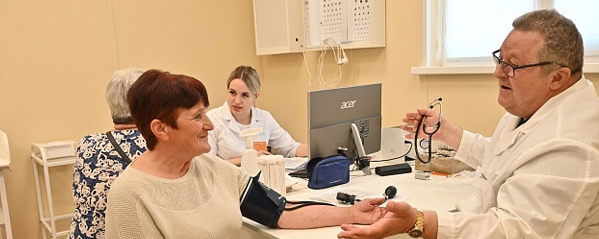 В Волгоградской области трудоустроили более 130 медиков по программе «Земский доктор»