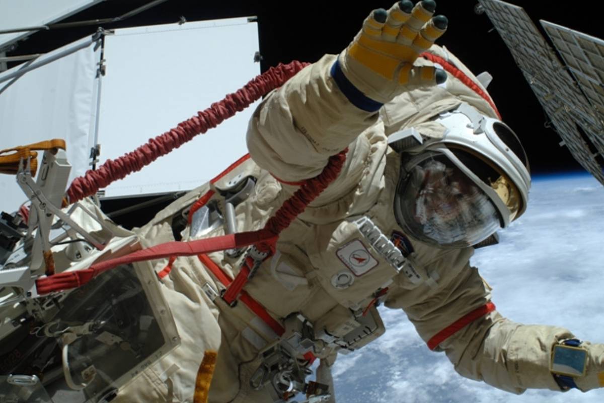 Российским космонавтам помогли динозаврики