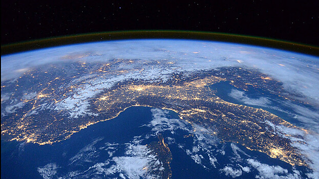 Китай успешно запустил спутник для проекта «Хунъюнь»