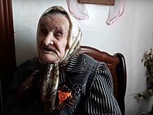 Видео: 96-летняя рязанка в День Победы спела для гостей