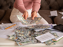 Инвестбанкир Коган назвал компании, которые будут в плюсе от ослабления рубля