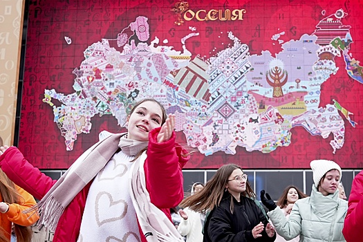 450 тысяч человек посетили выставку-форум "Россия" на ВДНХ за первые 3 дня
