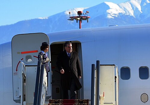 Президент Таджикистана отбыл в Иорданию с государственным визитом