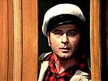 Почему Бендера сыграл один актер, а озвучил другой