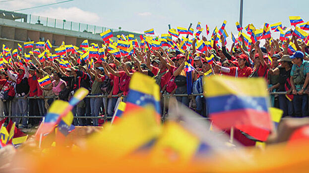 Могерини и глава МИД Кубы призвали к мирному решению кризиса в Венесуэле