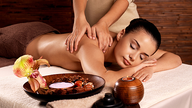 Доктор рассказал, когда нельзя пользоваться массажными креслами в ТЦ