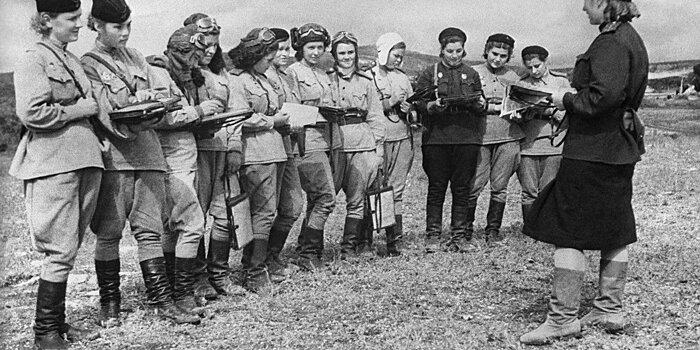 Неслабый полк: как советские женщины сражались за Родину