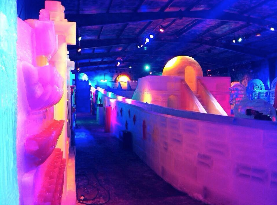 Ледяной парк Harbin Ice Wonderland, Бангкок, Таиланд, Азия