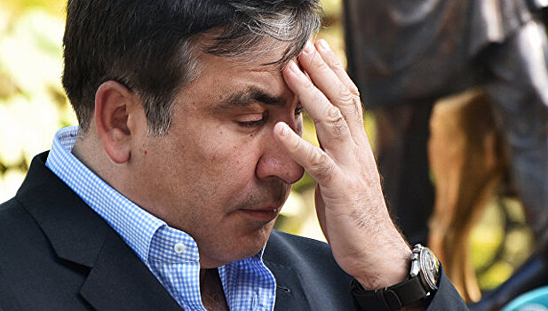 Саакашвили хочет вернуться в Грузию и назначить Деканоидзе главой МВД