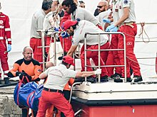 QN: жертвы крушения яхты у берегов Сицилии пытались спастись при ее затоплении