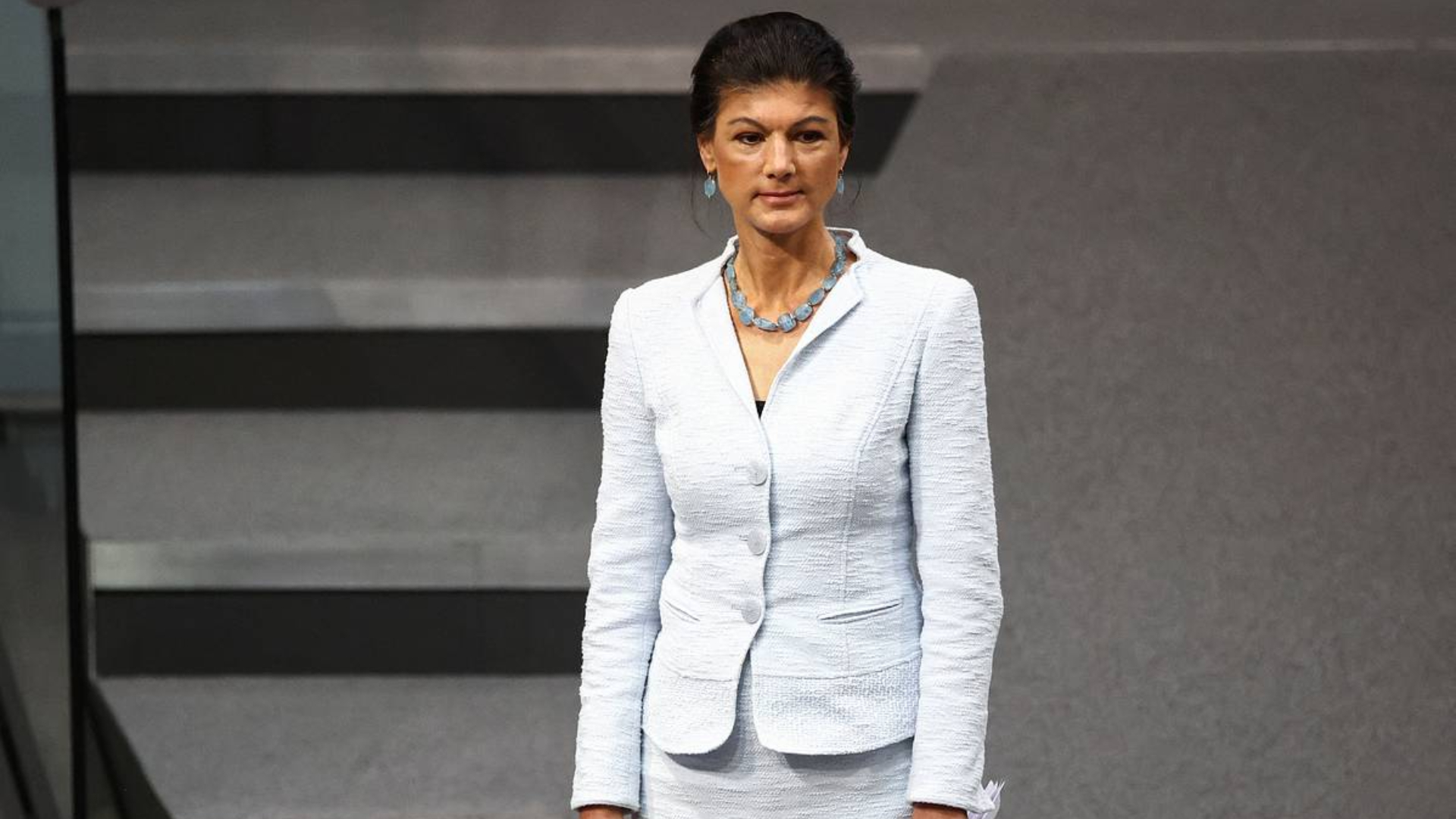 Вагенкнехт отказалась от руководства своей партией