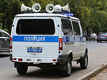По улицам Кирова ездит патрульный автомобиль с громкоговорителями