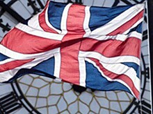 Рост зарплат в Британии неожиданно замедлился