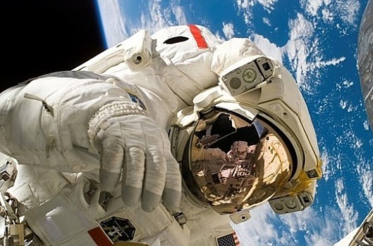 Учёные: долгие космические полеты приводят к повреждениям суставов
