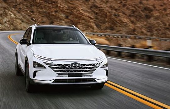 Hyundai заставил испанскую спортсменку дышать выхлопом