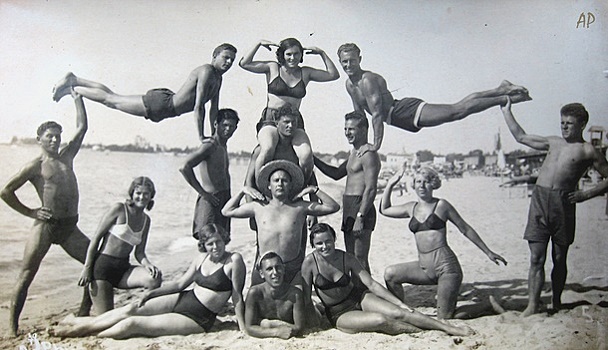 Как влияет запах пота на окружающих